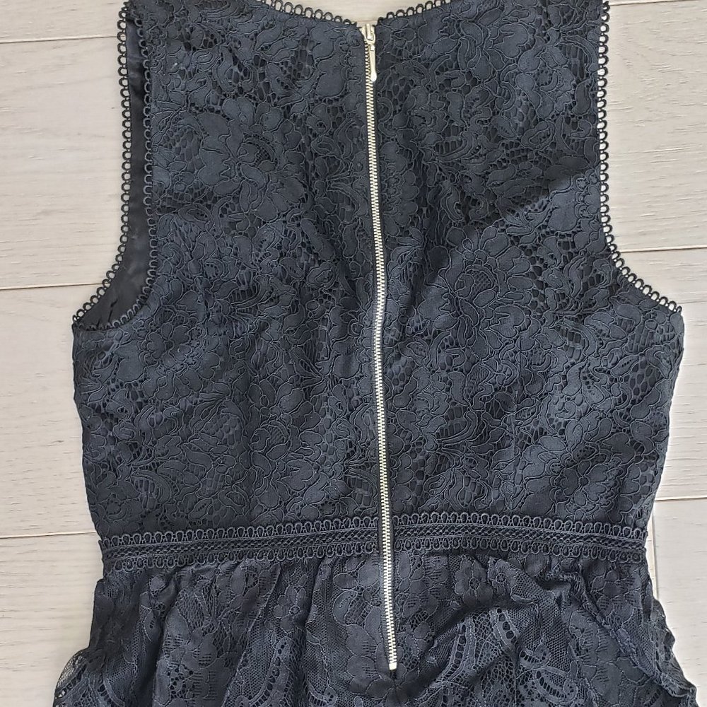 HOLIDAY PARTY TOP - White House Black Market Lace Top